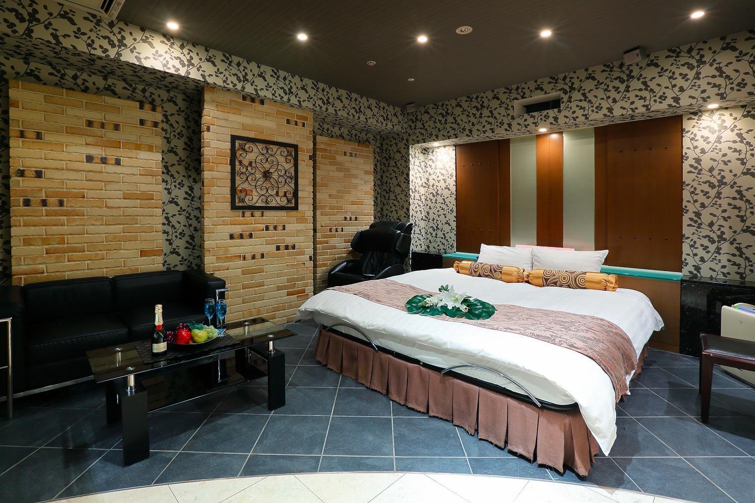 אוסקה Hotel Axis -アクシス- (Adults Only) מראה חיצוני תמונה